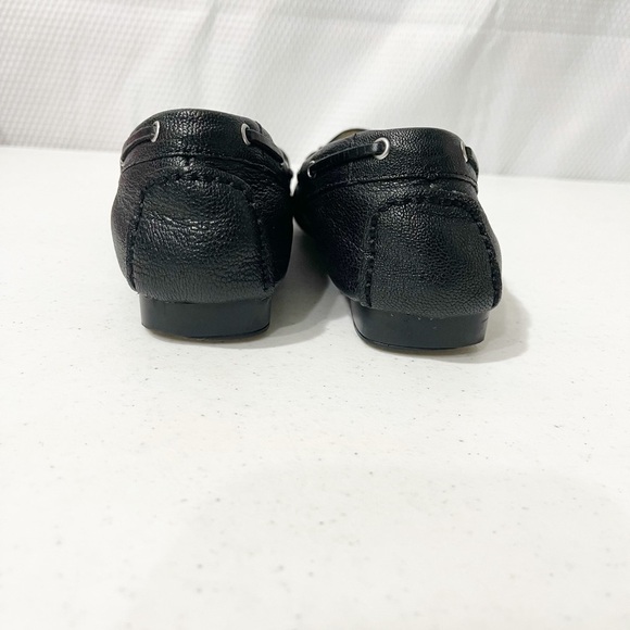 Michael Kors Amber Black pebbled tassel flats. - Picture 12 of 13